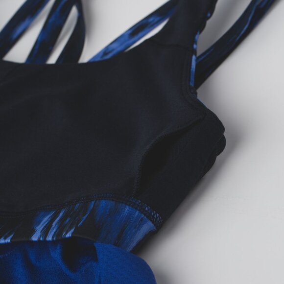 EUC Lululemon Nouveau Limits Tank Sapphire Blue, Size 8 - Picture 4 of 14